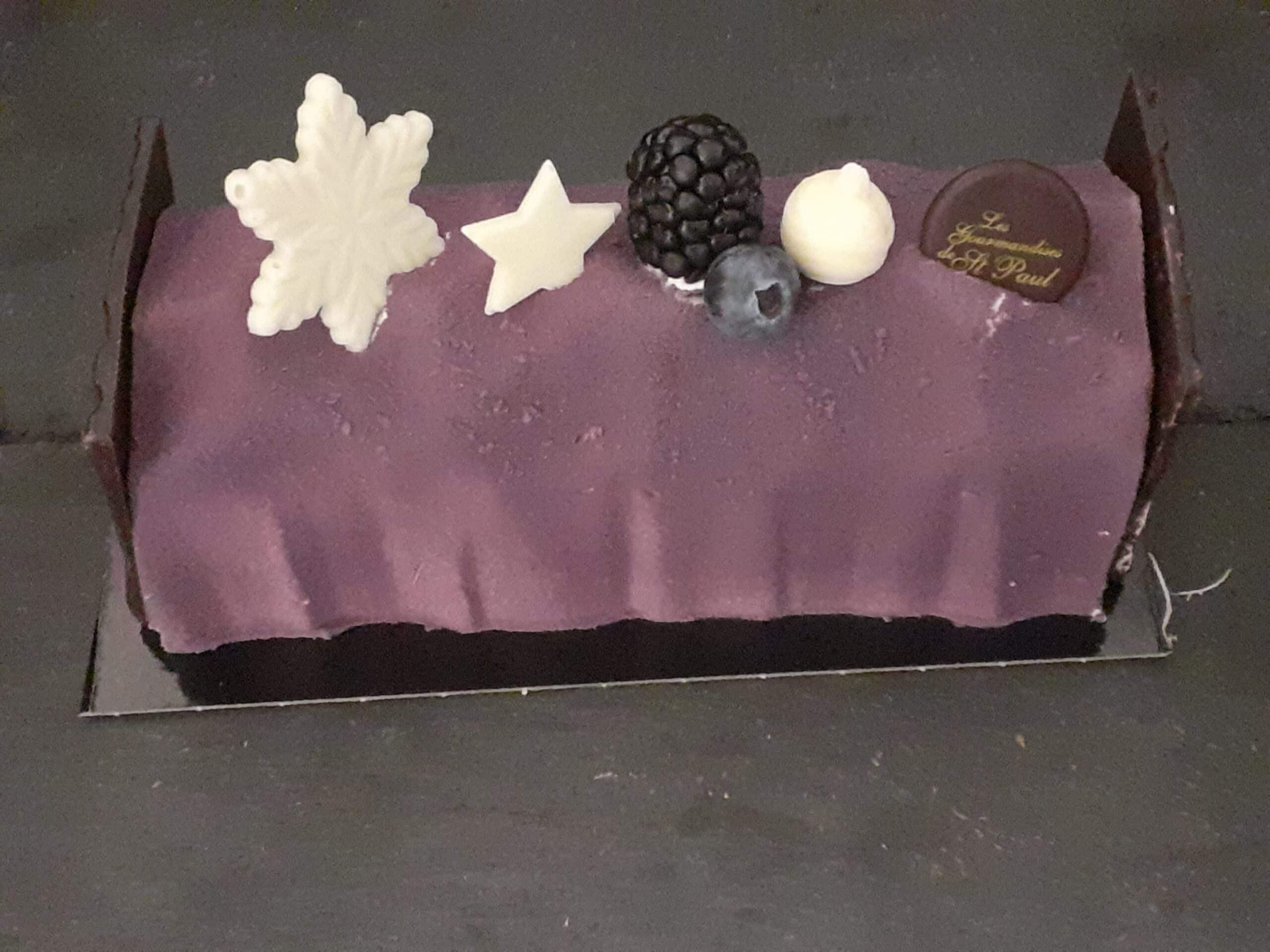 Bûche vanille mûre myrtille